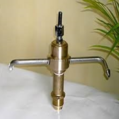 Vòi phun tạo ra hiệu ứng xoay tròn SINGLE OSCILLATING SPIRAL